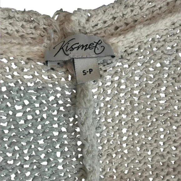 Small Cardigan - Picture 3 of 11